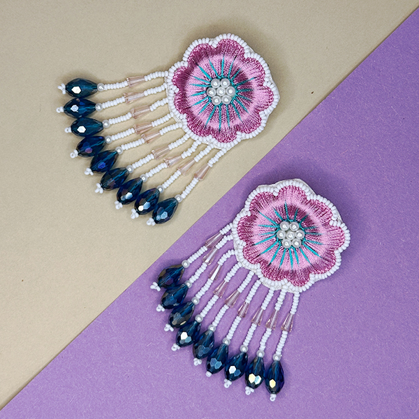 FLOWER HANGINGS – PINK