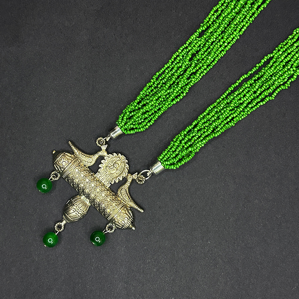 GREEN BEADS NECKLACE